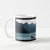 Boot in Halong Bucht Kaffeetasse (Links)
