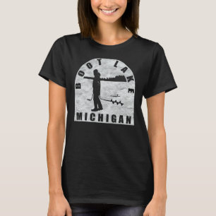 Boot Lake Ice Fischen Michigan T-Shirt