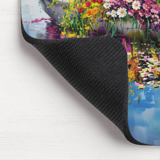 Boot mit farbenfrohen Wildblumen Mousepad (Ecke)