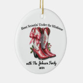 Boot Scootin' Under the Mistletoe Keramik Ornament (Rechts)