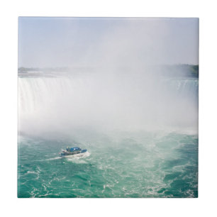 Boot und Hufeisenfälle von den Niagarafällen Fliese