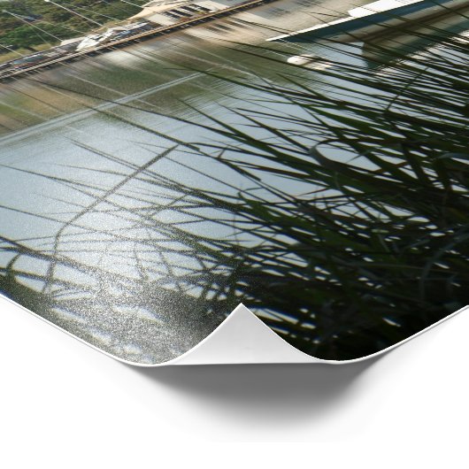 Boot verankert auf einem See Fotodruck (Ecke)