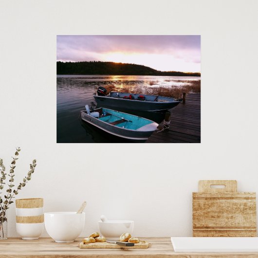 Boote am Anlegeplatz an der Sonnenseite Poster (Küche)