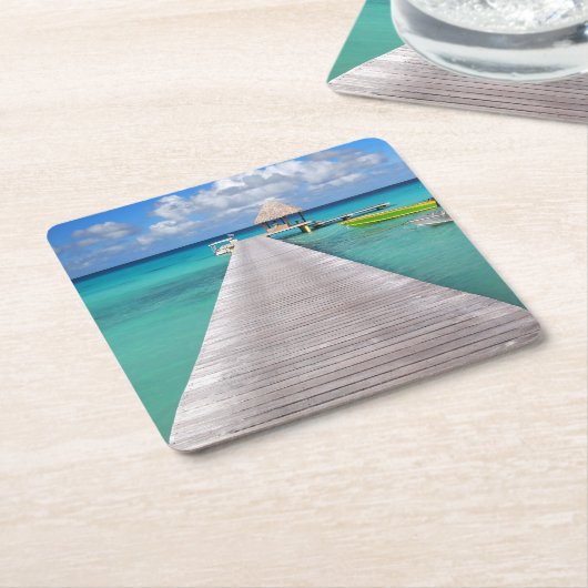 Boote an einer Anlegestelle im pazifischen Rechteckiger Pappuntersetzer (angewinkelt)