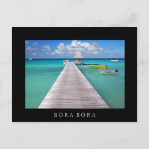 Boote an einer Anlegestelle in Bora Bora, schwarze Postkarte