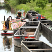 BOOTE AUF DEM KANAL BUTTON