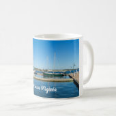 Boote im York River durch Yorktown Kaffeetasse (VorderseiteRechts)
