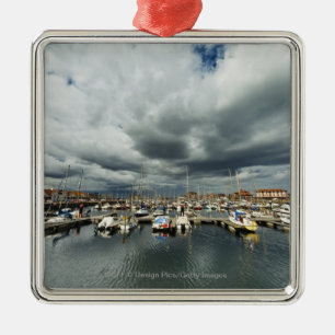 Boote in einem Hafen Silbernes Ornament