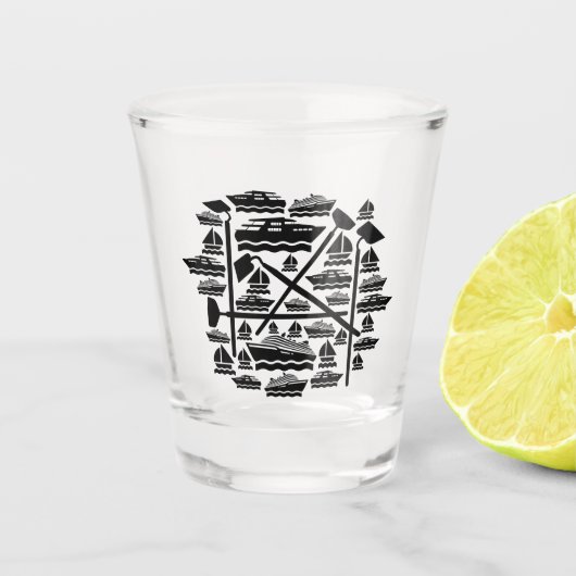 Boote und Hunde Schnapsglas (Vorderseite)