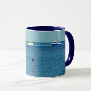 Boote und Seevögel in den Florida Keys Tasse