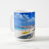 Boote und Strand-Stühle Kaffeetasse (Vorderseite Links)