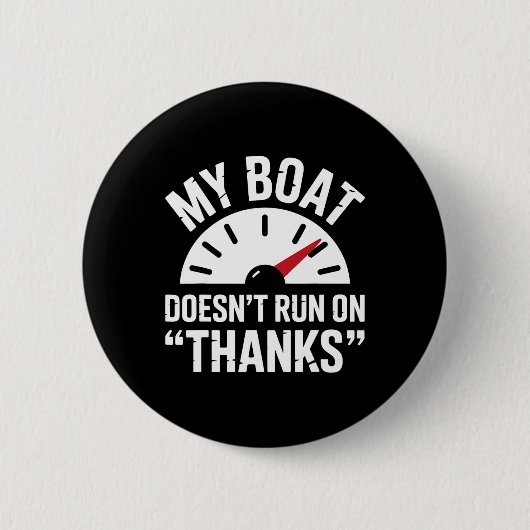 Booten funktioniert dank lustigem Bootskapitän-Ges Button (Vorderseite)