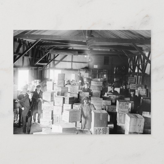 Bootleg Whiskey Warehouse, 1920 Postkarte (Vorderseite)