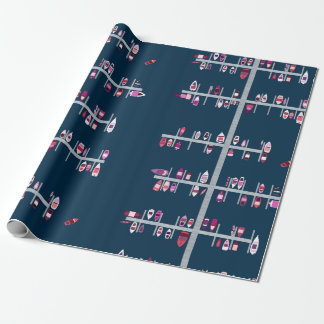 Boots-Docks Rosa und Rottöne auf Marine Geschenkpapier