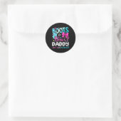 Boots Or Bows Daddy Loves You Gender Reveal Party Runder Aufkleber (Tasche)