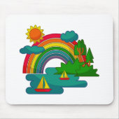 Bootslandschaft unter Sonnenwolken und Regenbogen Mousepad (Vorne)