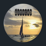 Boracay der Philippinen Magnet<br><div class="desc">Boracay ist eine kleine Insel im Western Visayas auf den Philippinen, bekannt für ihre wunderschönen Strände, kristallklares Wasser und die atemberaubende Naturlandschaft. Es gilt als eines der besten touristischen Ziele der Philippinen und zieht Besucher aus der ganzen Welt an. Die Insel Boracay ist nur 7 Kilometer lang und 1 Kilometer...</div>