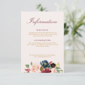 Bordeaux-Blütenhochzeit RSVP Karte (Stehend Vorderseite)