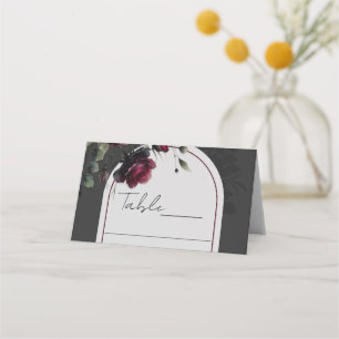 Bordeaux rote Rosen schattige graue Blumenhochzeit Platzkarte