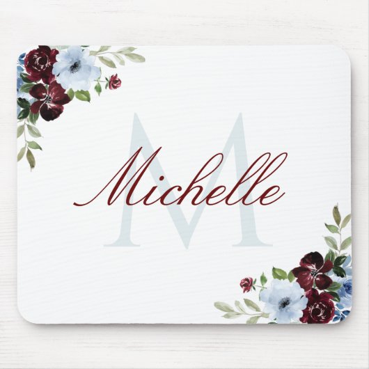 bordeauxblaue blühende Monogram-Maus Mousepad (Vorne)