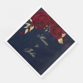 bordeauxfarbene Blume goldene Blätter marineblau Serviette (Ecke)