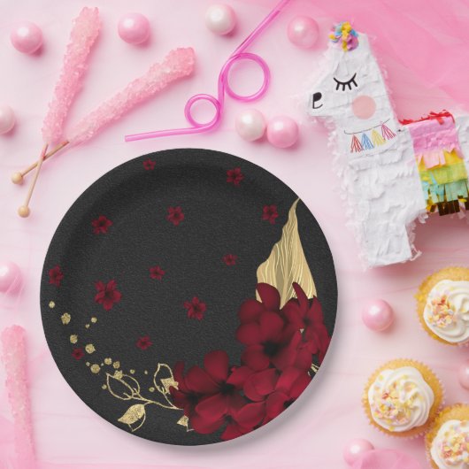 bordeauxfarbene Blume, goldene Blätter schwarz Pappteller (Party)