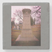 Borden Monument, Fall River, MA - A.J. Borden Steinuntersetzer (Vorderseite)