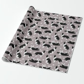Border Collie and Paw Print Wrapping Paper Geschenkpapier (Ungerollt)