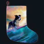 Border Collie Beach Surf Malerei Kleiner Weihnachtsstrumpf<br><div class="desc">Tauchen Sie ein in die spielerische Welt des Kaninchen-Abenteuers mit diesem faszinierenden Bild. Ein gepflegter Hund geht zu den Wellen und reitet geschickt auf einem sonnengeküssten Strand. Das lebendige Kunstwerk vereint wunderbar das Wesentliche der Erregung am Strand, während der Hund furchtlos auf den Wellen reitet und den Geist von Spaß...</div>