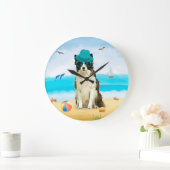 Border Collie Dog on Beach Große Wanduhr (Zuhause)