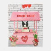Border Collie Dog Valentine's Day Kissing Booth Fleecedecke (Vorderseite)