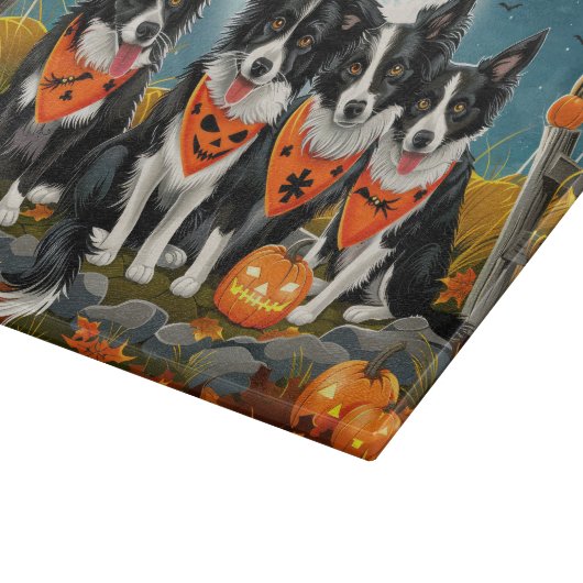 Border Collie Halloween Spooky Schneidebrett (Ecke)