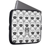 Border-Collie in den Schafen Laptopschutzhülle (Vorne Rechts)