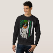 Border Collie St Patricks Day Irish American Flag Sweatshirt (Vorne ganz)