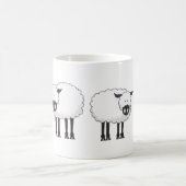 Border-Collie und ihre Schafe Kaffeetasse (Mittel)