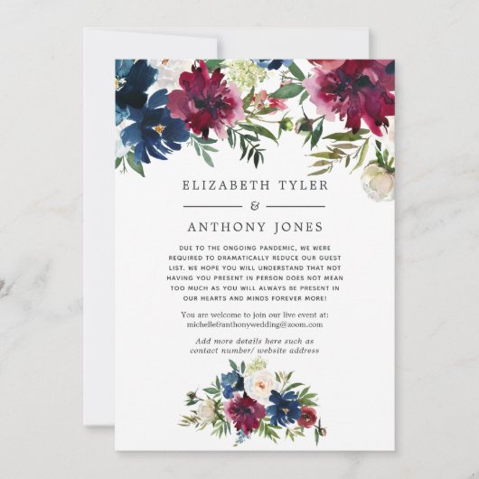 Bordo und Navy Floral Reduced Wedding Guest List Ankündigung (Vorderseite)