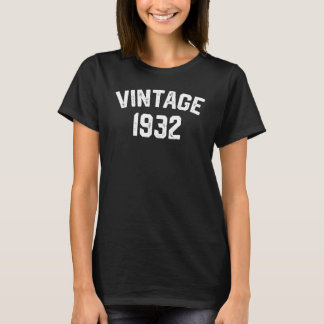 Born in 1932 90 Years Old Made in 1932 90th Birthd T-Shirt