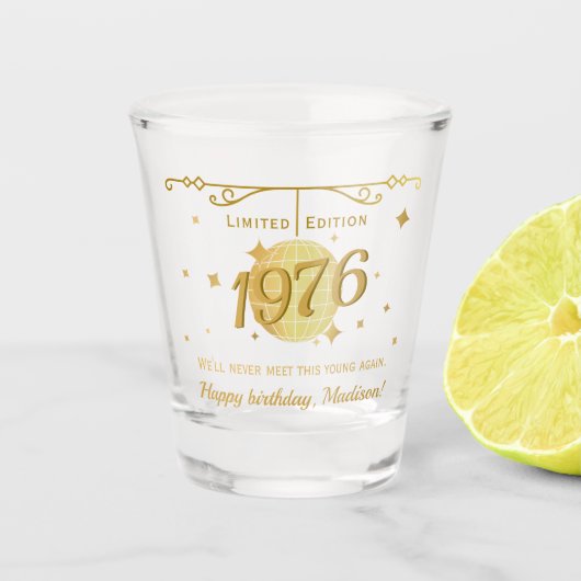 Born in 1976 50th birthday party drinks barware schnapsglas (Vorderseite)