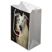 Borzoi-Neujahr Mittlere Geschenktüte (Vorderseite Schrägansicht)