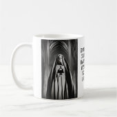 Böse Nonne in einer dunklen Kathedrale Kaffeetasse (Links)