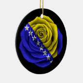 Bosnien-HerzegowinaRosen-Flagge auf Schwarzem Keramikornament (Rechts)