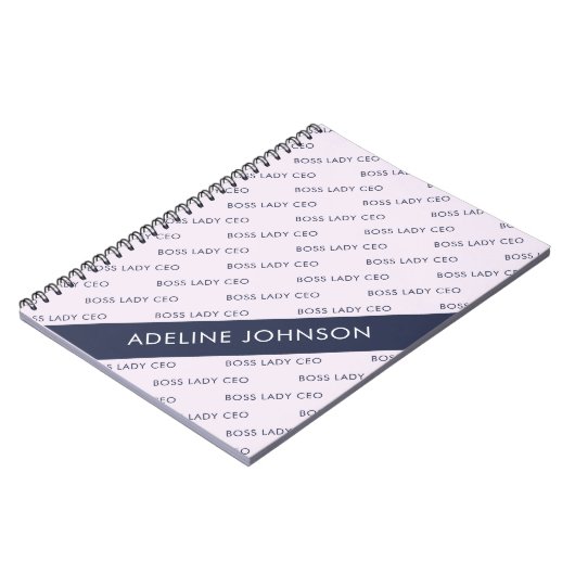 Boss Lady CEO Text Pattern auf Pale Mauve Notizblock (Linke Seite)
