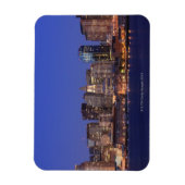 Boston Hafen und Skyline. Boston ist einer der 9 Magnet (Vertikal)