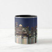 Boston-Nachtpanorama Tasse (Zentrum)
