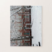 Boston Red Brick School House in Winter Snow Puzzle (Vertikal)