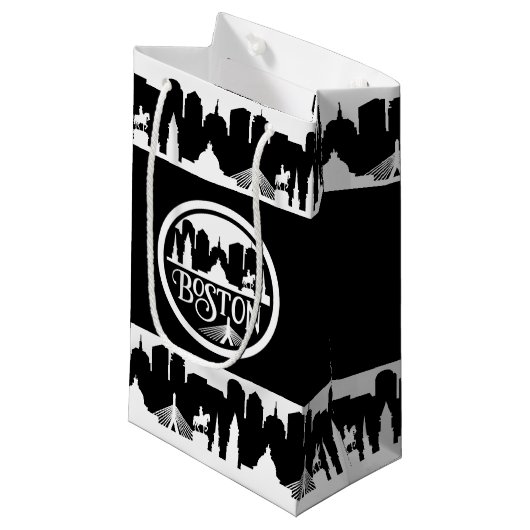 Boston Skyline Kleine Geschenktüte (Vorderseite Schrägansicht)