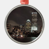 Boston-Skyline nachts Silbernes Ornament (Vorne)