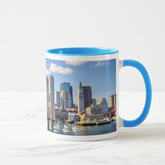 Boston-Skyline von der Ufergegend Tasse (Rechts)