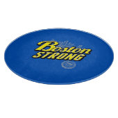 Boston Strong on a Blue Decor Schneidebrett (Ecke)