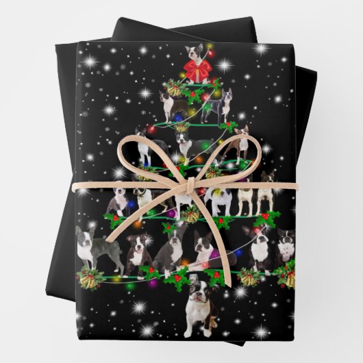 Boston Terrie Weihnachtsbaum abgedeckt durch Flash Geschenkpapier Set (Beispiel)